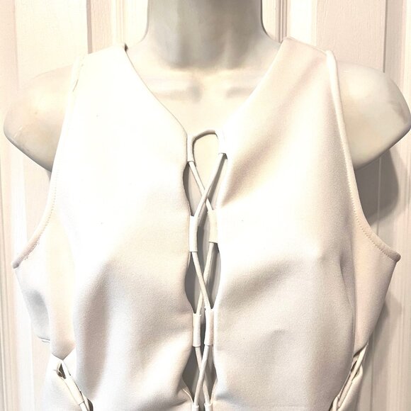 Kendall & Kylie-Lace Up Drawstring-Small-Sleeveless-Cut Outs-Stretch-White-Zip - Picture 2 of 16